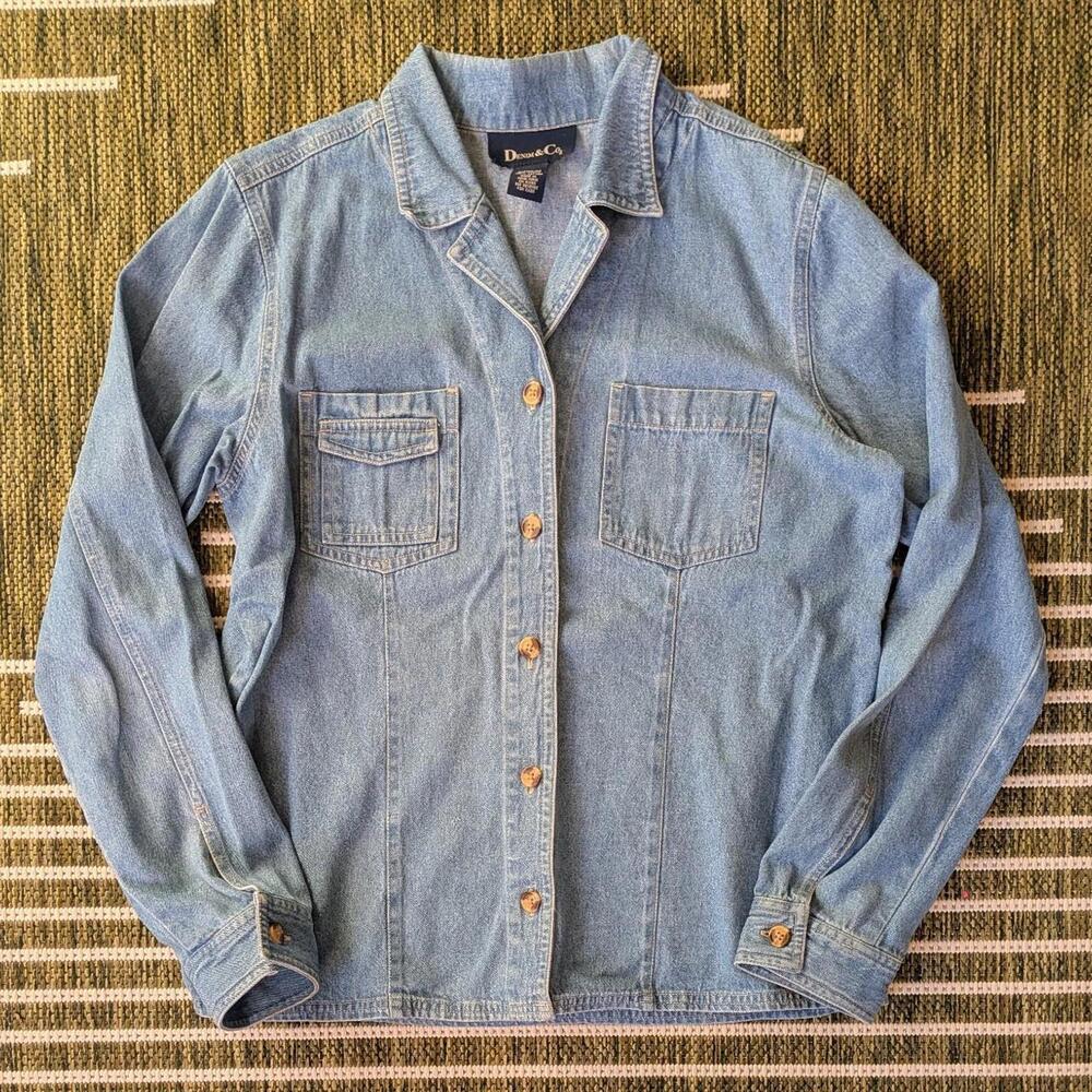 1990s Denim & Co. Light Wash Denim Button Front Shirt Jacket Vintage Medium